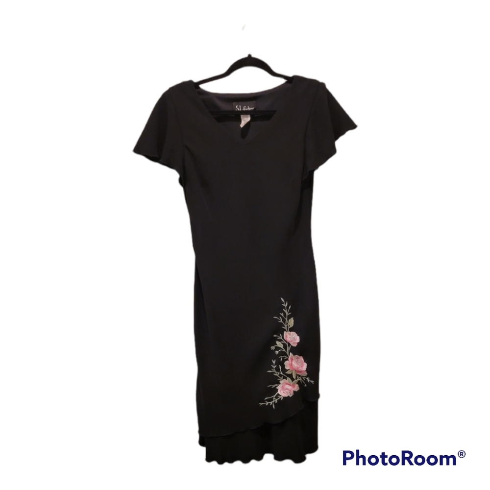 SL Fashions embroidered sheath